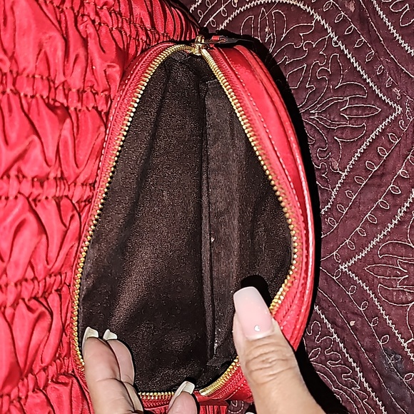 Backpack - Picture 4 of 4